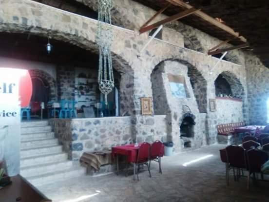 Trajan Guest House Al-Mughayer Extérieur photo