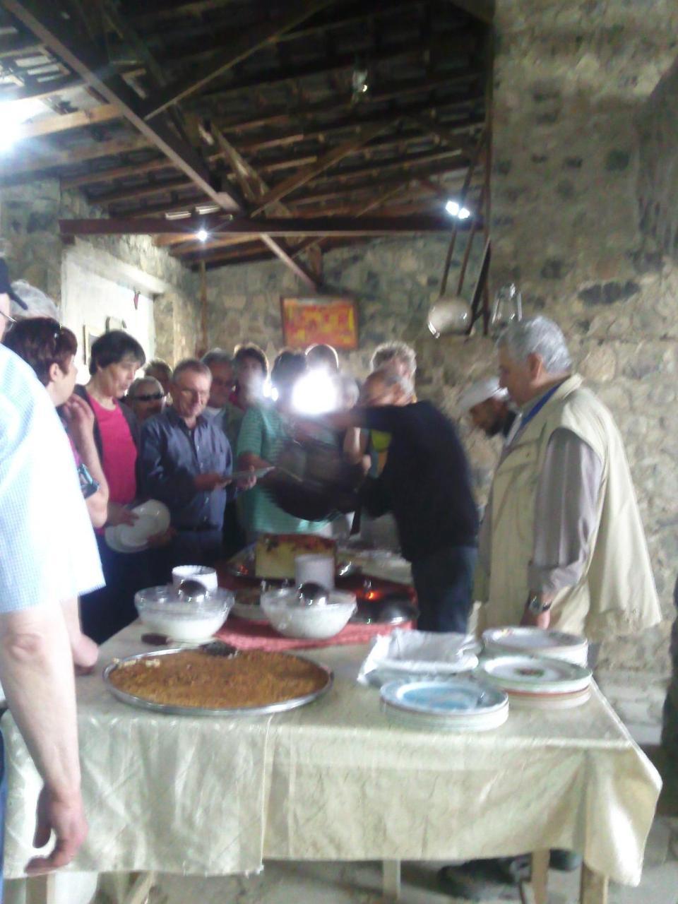 Trajan Guest House Al-Mughayer Extérieur photo