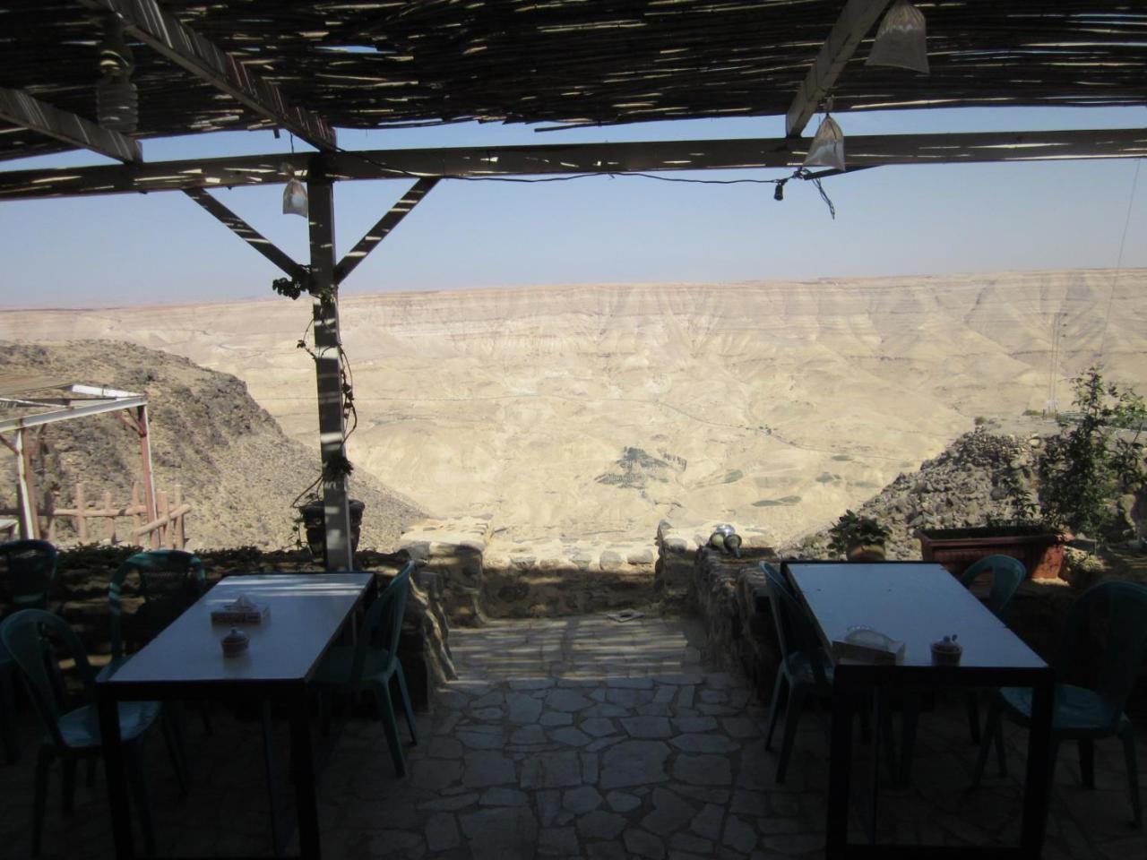 Trajan Guest House Al-Mughayer Extérieur photo